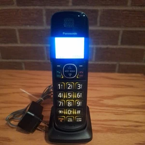 Panasonic KX-TGEA60 Cordless Expansion Phone Handset w/ PNLC1079 Charging Base - Zdjęcie 1 z 3