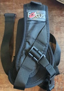 Focus Camera Shoulder Neck Strap for Canon Nikon Sony DSLR Cameras - Picture 1 of 2