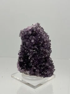 DRUSA AMATISTA sobre metacrilato - URUGUAY MINERAL COLECCION 6x4x3cms B3 - Bild 1 von 5