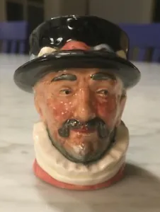 Royal Doulton Beefeater Mini Character Toby Jug Mug D6251 1946 - Picture 1 of 6