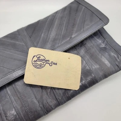 Cartera sin asas 1981 cuero del mar piel de anguila gris Chevron vintage años 80 preppy Foto 1 de 4