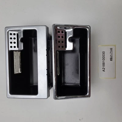 Mercedes-Benz CLS550 2012-2018 consola central cenicero inserto A2188100030 Foto 1 de 4