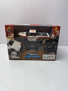 Vintage 2004 Action Muscle Machines Monster Truck Dale Earnhardt Jr D.M.P. White - Picture 1 of 4