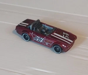 2009 Mattel HOT WHEELS Triumph TR6 Roadster Dark Red DieCast Sports Car  - Picture 1 of 7