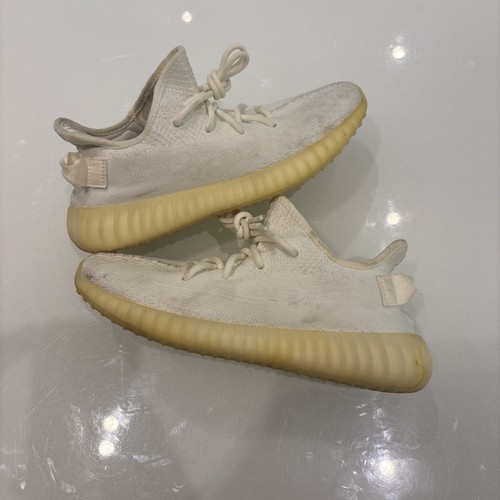 Taglia: 7 Yeezy Boost 350 V2 bianco crema CP9366 usato senzala