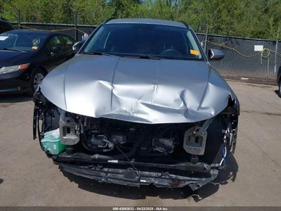 Used Infotainment Display fits: 2023 Hyundai Tucson display and control panel ga - Image 1 of 4