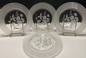 Vintage Set Of 5 Avon Crystal Frosted & Etched Hummingbird 8” Plates - Picture 1 of 6