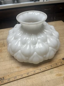 10" White Artichoke Quilted Oil Kerosene Lamp Shade - Picture 1 of 14