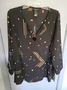 Ali Miles  Black Red Green Geometric Popover Crinkle Blouse Top Button Sz Xl - Picture 1 of 10