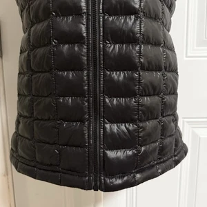 The North Face Puffer Vest SZ Small Black Trails  EUC Gorpcore - Picture 1 of 10