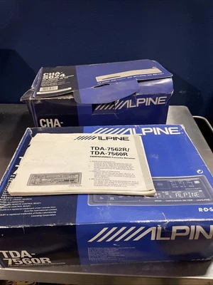 ALPINE TDA-7560R TUNER, TAPE, 40X 4 WATT, 2 PREOUT + CD-CHANGER  CHA-S624 - Immagine 1 di 4