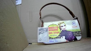 VINTAGE 2004 MARILYN MONROE IN BUS STOP 20TH CENTURY FOX HANDBAG/PURSE - Picture 1 of 7