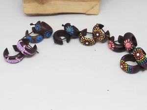 Pendientes de coco variedad de diseños pintados a mano - Imagen 1 de 34