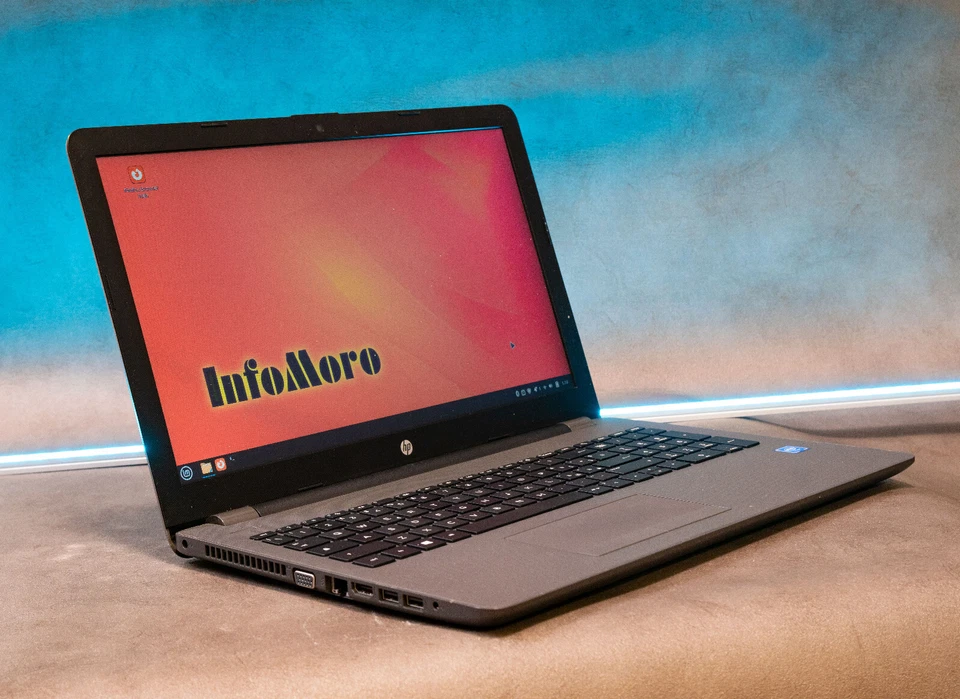 HP 250 G6 15,6'' (Intel Celeron, 240 GB SSD 8GB RAM) Notebook  - Immagine 1 di 1