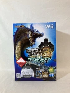 [g839]Brand New Nintendo Wii MONSTER HUNTER 3 Tri + Classic Controller Pro - Picture 1 of 8