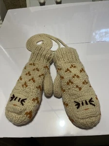 Unbranded Kids Kitten Mittens/ Gloves Lined Fleece, connecting string - Picture 1 of 6