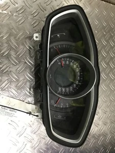 Tacho Volvo V40 Schrägheck (525, 526) D2 88kW 120PS 31453103 Kombiinstrument - Bild 1 von 2