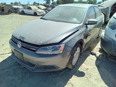 Used Engine Coolant Reservoir fits: 2013 Volkswagen Jetta  Grade A - Image 1 of 4