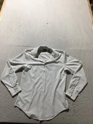 Van Heusen Traveler Dress Shirt Mens 14-14.5 32/33 S Slim Stretch White Dots - Image 1 of 4