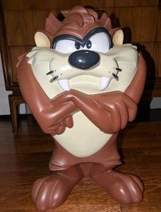 1996 Warner Bros Tazmanian Devil Taz 18" Fiberglass Statue Good Condition! - Picture 1 of 8