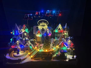 Evolution beleuchtete Weihnachten Musik Stadt Display Elektro Golf Fahrzeuge 21" VID - Bild 1 von 7