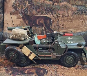 1980er M151 U.S. Army Vintage Blech Metall Militär Modell Jeep mit TOW Launcher  - Bild 1 von 14