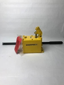 Enerpac P51, Pompa Manuale Idraulica Monovelocità, Bassa Pressione, Olio Utilizzabile 50 in3 - Foto 1 di 19