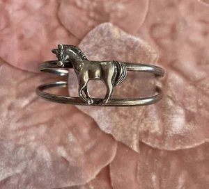 925 Sterling Silver Bracelet Cuff Horse Pony Equestrian Rodeo Gift - Picture 1 of 6