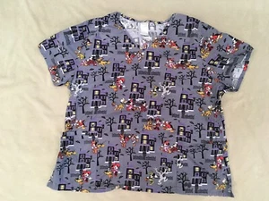 Blusa Médica Disney 2x Para Mujer Halloween Mickey Minnie Mouse Pluto - Imagen 1 de 7