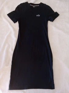 Gr. XS, Vintage Nike figurbetontes dunkelblaues Tshirt-Polokleid - Bild 1 von 8