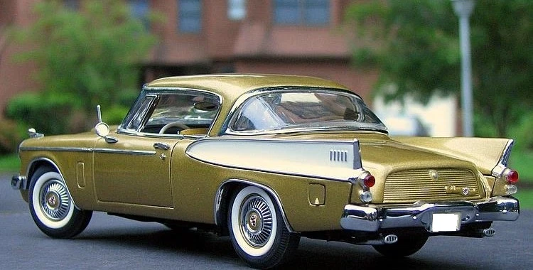 Classic Custom Dream Built 1:24 Model Concept Hot Rod Race Sports Promo Car 18 - Image 1 of 4