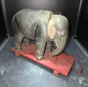 Antiguo juguete del siglo XIX elefante asintiendo papel maché pulpa tirar raro, cabeza suelta - Imagen 1 de 8