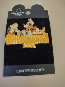Pin LE Disney Happy Janucá Menorá Dreidel Mickey Minnie Pluto Goofy Donald - Imagen 1 de 1