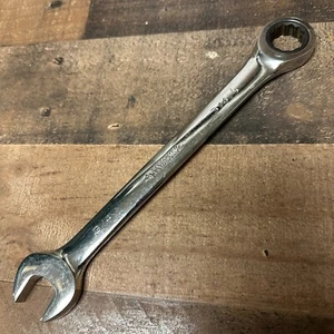 Husky 12-Point SAE Ratcheting Combination Wrench 3/4"  - Picture 1 of 6