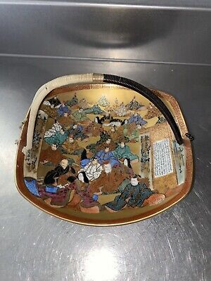 Antique Japanese Kutani Hand Painted Dish • 120$