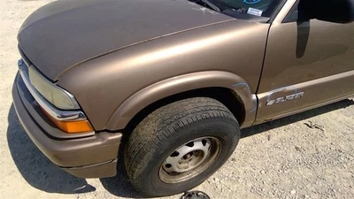 Driver Front Door Chevrolet Manual Fits 98-05 BLAZER S10/JIMMY S15 269012 Foto 1 de 4