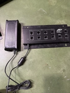 RTI CB-8 Steuerung Verbindungsblock Expander Wandbedienfelder mit ADAPTER - Bild 1 von 3