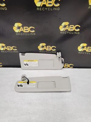 2007-2010 Volkswagen Jetta Left & Right Illuminated Sun Visor Set Pair Foto 1 de 4