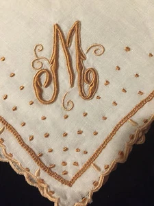 VINTAGE LINEN HANDKERCHIEF BRIDAL WEDDING White Light Brown M MONOGRAM - Picture 1 of 5