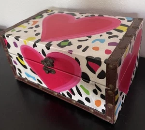 Treasure Chest Prize Box Colorful Storage +75 Teacher Reward Toys Erasers Hearts - Picture 1 of 7