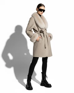 Beige Alpakawolle echter Fuchspelzbesatz Damen leichter Luxus Premium Mantel - Bild 1 von 7