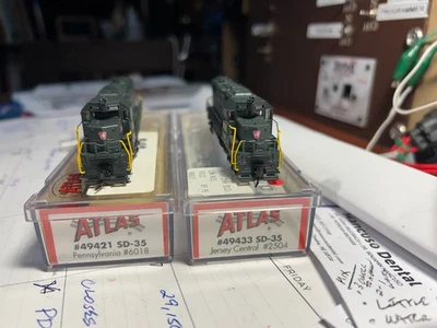 Atlas N Scale Pennsylvania SD-35's #'s 6018 & 6025 w/Bowser Caboose - Image 1 of 4