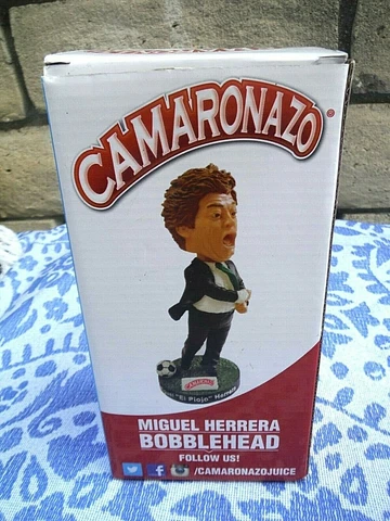 ((RARE)) Soccer Legend MIGUEL "El Piojo" HERRERA BOBBLEHEAD sponsor Camaronazo Cover