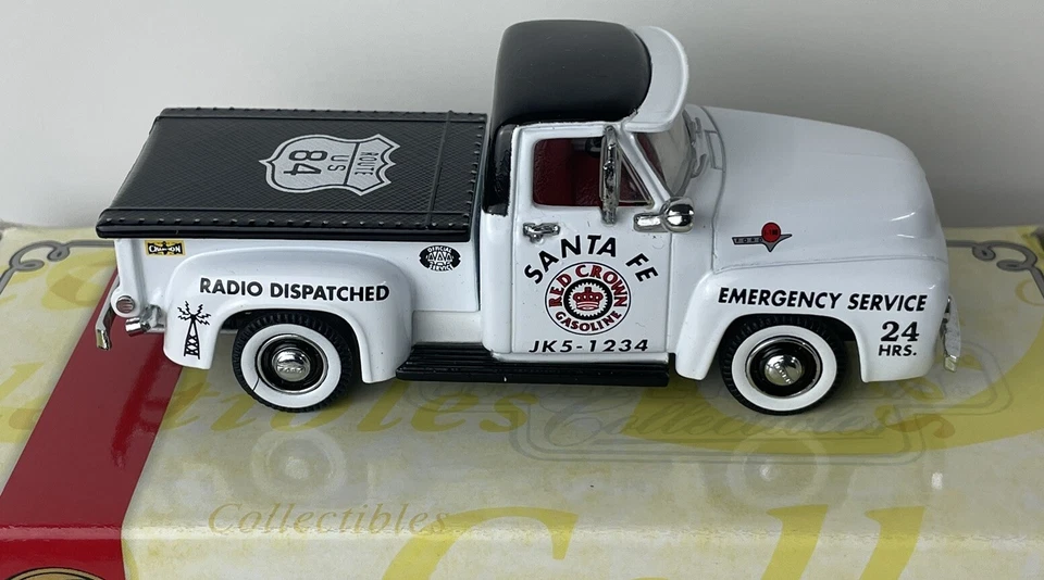Matchbox 1955 Ford F-100 Pickup Truck Santa Fe Red Crown 1:43 SCALE - Image 1 of 4