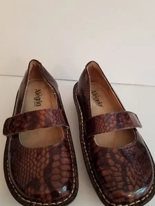 ALEGRIA BROWN PATENT LEATHER MARYJANE SNAKESKIN PRINT SIZE 6 TO 6.5 EURO 36 - Picture 1 of 6