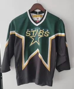 Maglietta KOHO vintage Dallas Stars. Giovane piccolo. Licenza ufficiale da NHL. - Foto 1 di 11