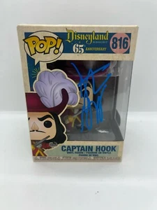 Dustin HOFFMAN SIGNED Disneyland 65th Anniversary Captain Hook Funko Pop SWAU - Picture 1 of 4
