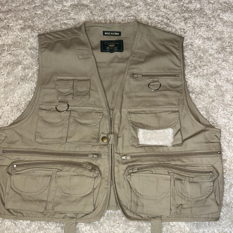 CRYSTAL RIVER FISHING VEST KHAKI CANVAS Men’s Size Medium GUC-c - Image 1 of 4