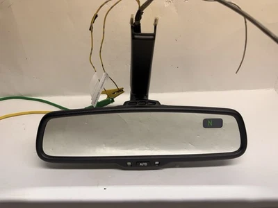 GENTEX 651 AUTO DIMMING MIRROR WITH GREEN Compass - Image 1 of 4