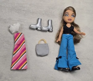 Y2K 2002 Lil Bratz Yasmin Little Mini Clothes Shoes Purse MGA Entertainment READ - Picture 1 of 11